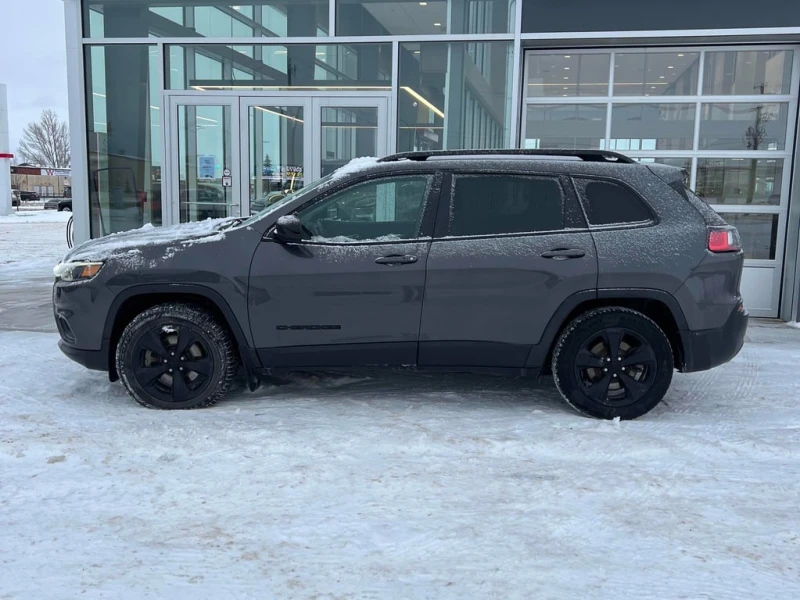 Jeep Cherokee * Altitude * CARFAX * БЕЗ ПЪРВОНАЧАЛНА ВНОСКА, снимка 2 - Автомобили и джипове - 52940541