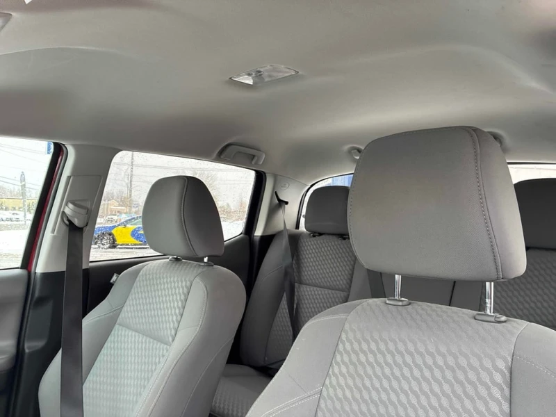 Toyota Tacoma * 4x4 Double Cab Auto * CARFAX * БЕЗ ПЪРВОНАЧАЛНА , снимка 10 - Автомобили и джипове - 53031700