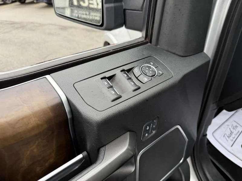 Ford F150 * CARFAX * ФИКСИРАНА ЦЕНА, снимка 12 - Автомобили и джипове - 53194582