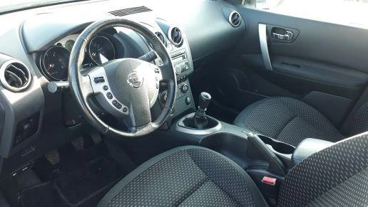 Nissan Qashqai 15TDI  KLIMA, снимка 5 - Автомобили и джипове - 53829252