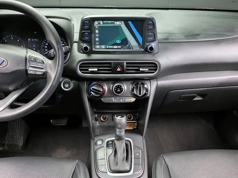 Hyundai Kona 1.6 2Wd Modern, снимка 14 - Автомобили и джипове - 53766185