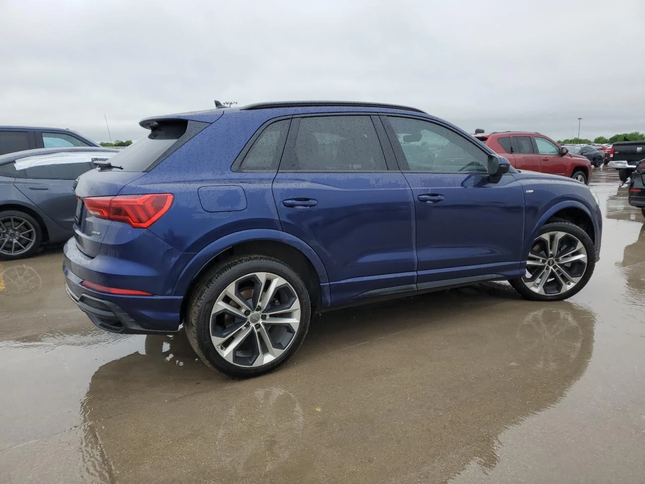 Audi Q3 45TFSI* Quattro* S-Line* Virtual* B&O* Пoдгрев* Па - изображение 3