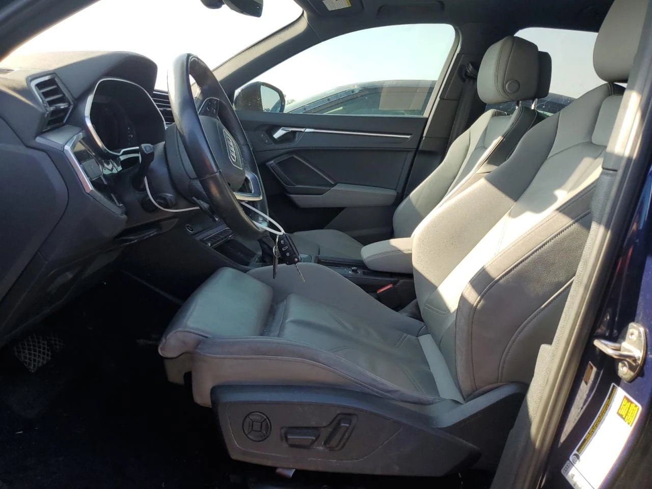 Audi Q3 45TFSI* Quattro* S-Line* Virtual* B&O* Пoдгрев* Па - изображение 7