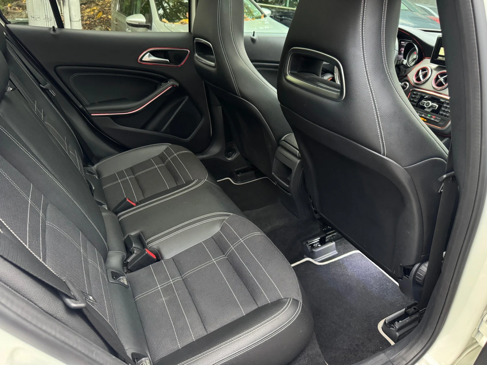 Mercedes-Benz GLA 200 CDI* Night Pack | Mobile.bg   14