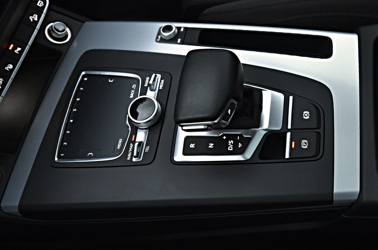 Audi Q5 QUATTRO 40 TDI - изображение 8