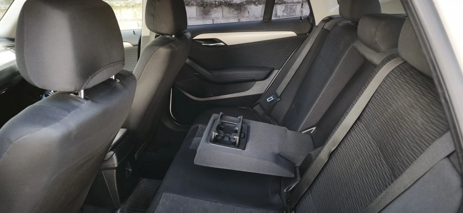 BMW X1 xDrive 18D, снимка 12 - Автомобили и джипове - 54346720