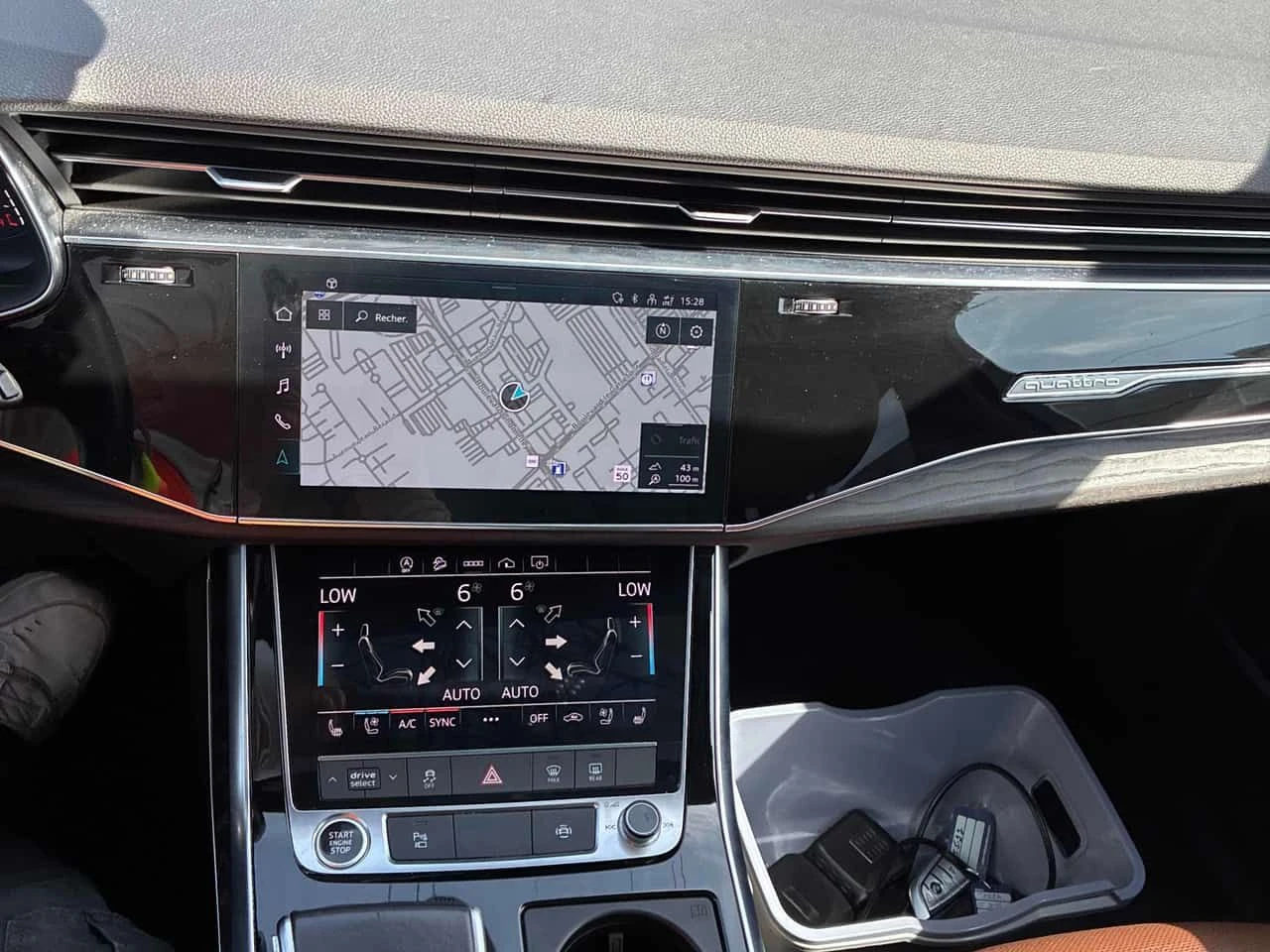 Audi Q7 * Progressiv * CARFAX * ���� �� �� | Mobile.bg � ����������� 8
