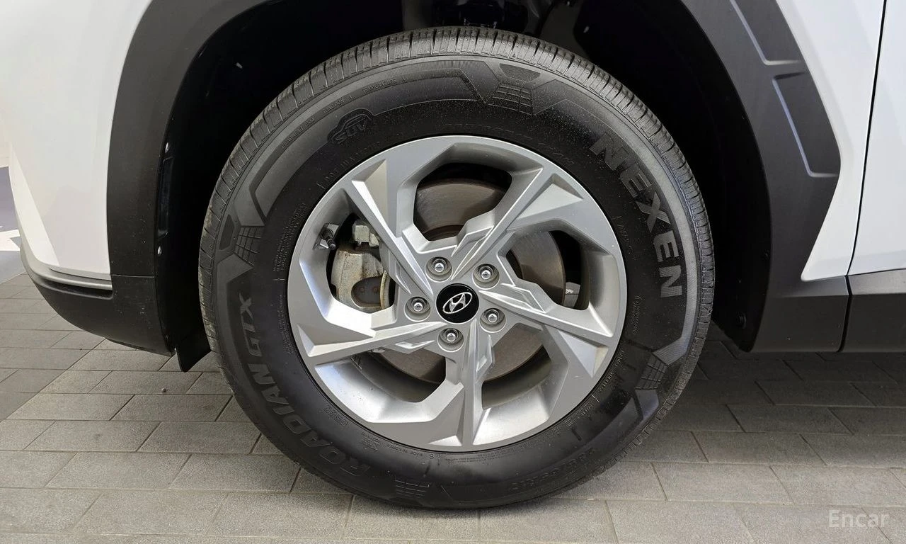 Hyundai Tucson 1.6 Turbo Modern 4x4* ПОДГРЕВ* ОБДУХВАНЕ* КАМЕРА* , снимка 5 - Автомобили и джипове - 55051086