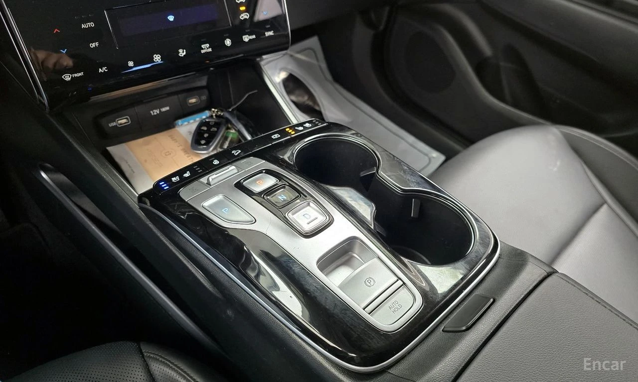 Hyundai Tucson 1.6 Turbo Modern 4x4* ПОДГРЕВ* ОБДУХВАНЕ* КАМЕРА* , снимка 13 - Автомобили и джипове - 55051086