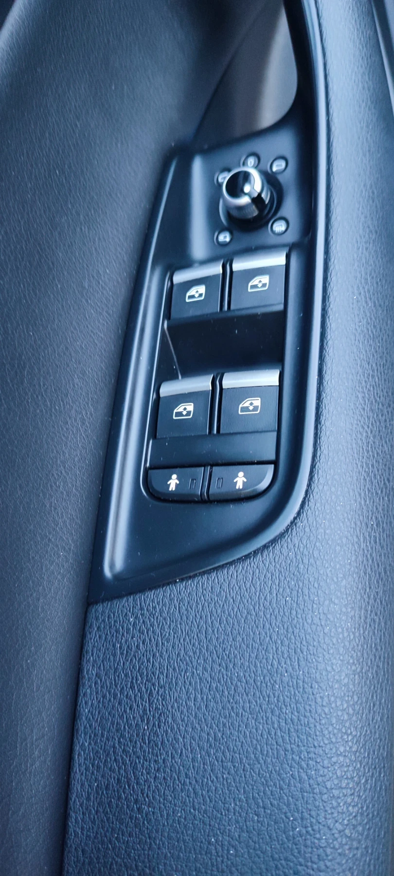 Audi Q7, снимка 9 - Автомобили и джипове - 55104709