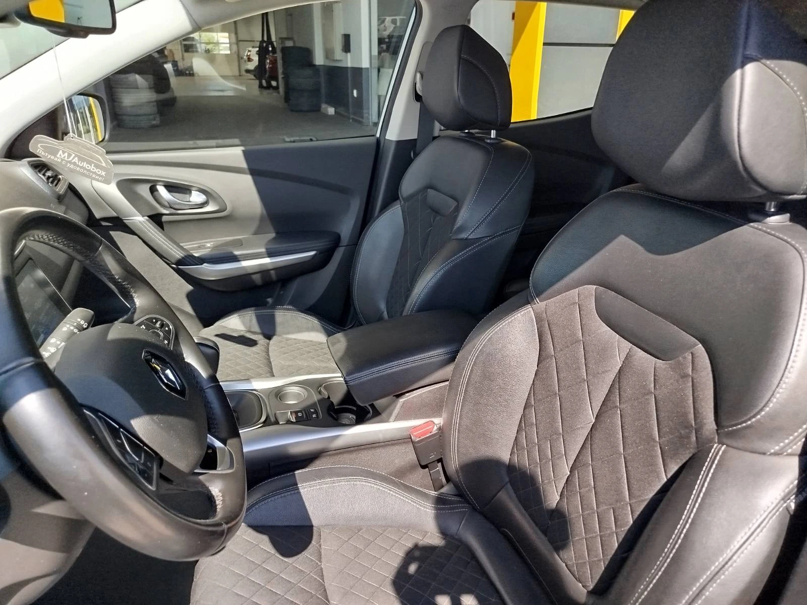 Renault Kadjar 1.3 Tce/160 к.с/ Intense, снимка 11 - Автомобили и джипове - 55471200