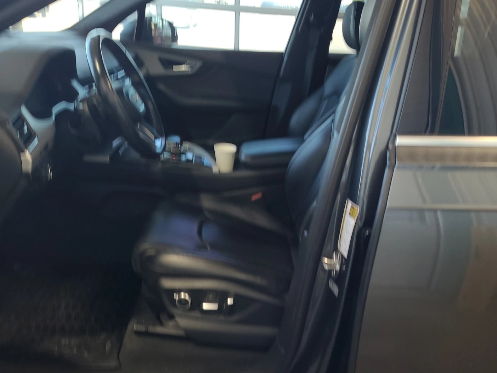 Audi Q7 TECHNIK| B&O| ПАМЕТ| 7 МЕСТА| 360САМ , снимка 5 - Автомобили и джипове - 56082785