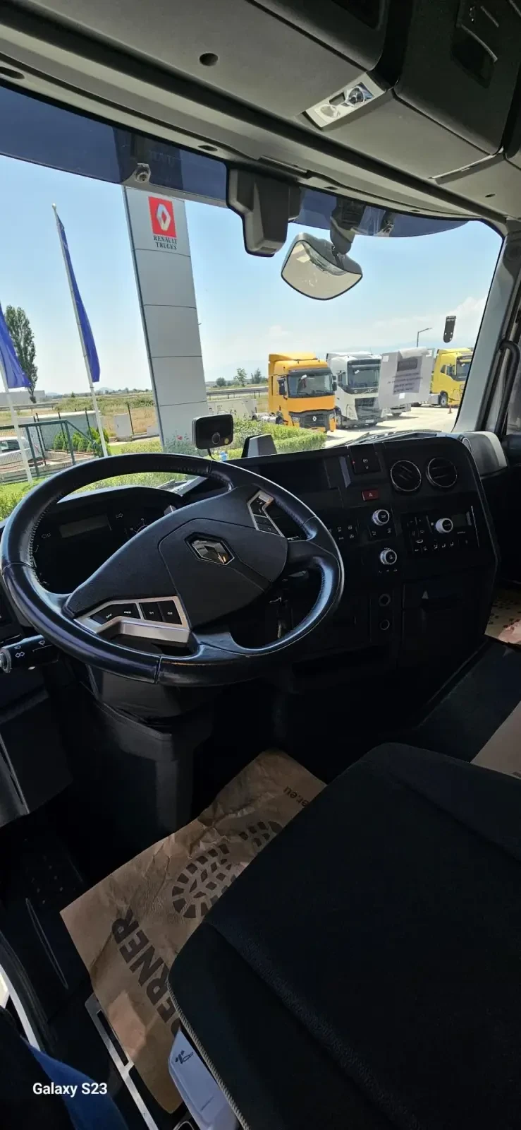Renault T 480 ГОЛЯМА КАБИНА - изображение 4