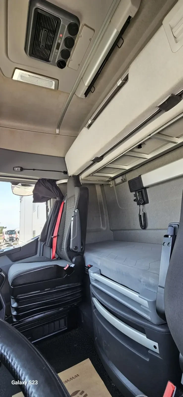 Renault T 480 ГОЛЯМА КАБИНА - изображение 6