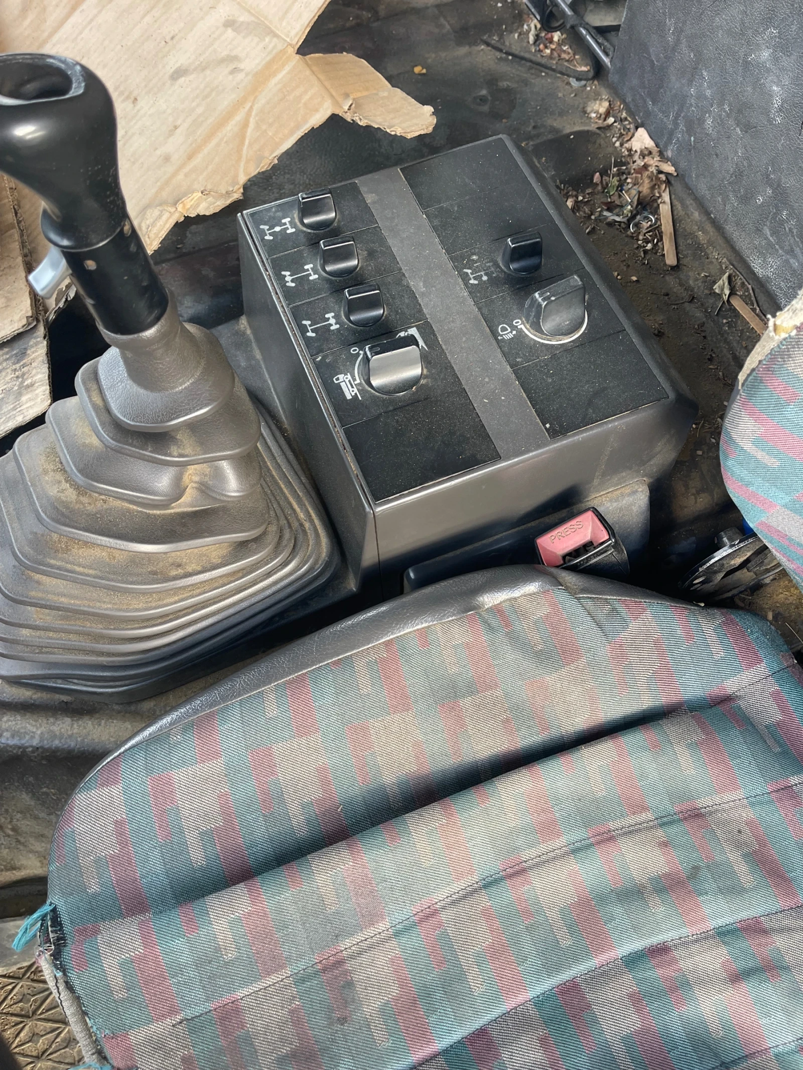 Mercedes-Benz 1831 4x4 ���� | Mobile.bg � ����������� 7