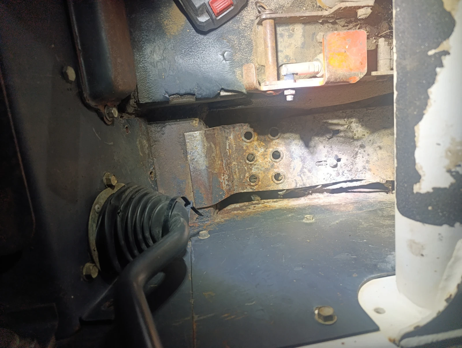 Мини челни товарачи Bobcat 773, снимка 8 - Индустриална техника - 54160050