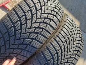 Гуми Зимни 235/55R19, снимка 3