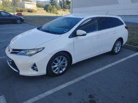 Обява за продажба на Toyota Auris ~11 500 лв. - изображение 1