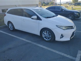 Обява за продажба на Toyota Auris ~11 500 лв. - изображение 1