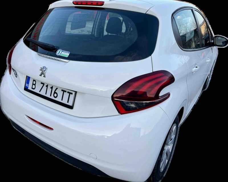 Peugeot 208 1, 2 VTI, снимка 3 - Автомобили и джипове - 47462320