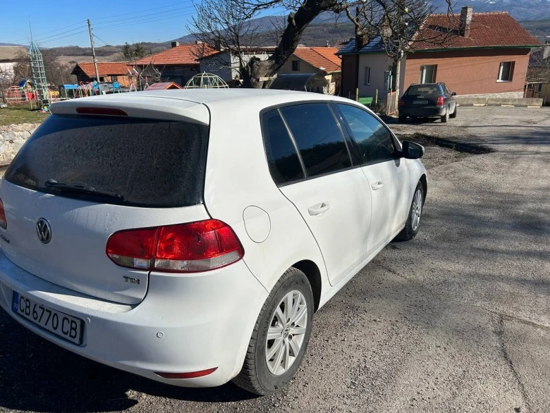 VW Golf 1.6, снимка 4 - Автомобили и джипове - 47356277