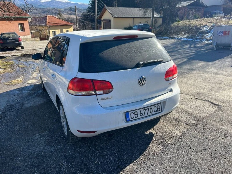 VW Golf 1.6, снимка 1 - Автомобили и джипове - 47356277