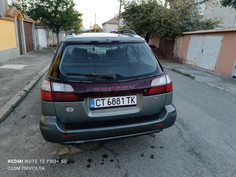 Subaru Outback 2.5i автоматик, снимка 4 - Автомобили и джипове - 47426390