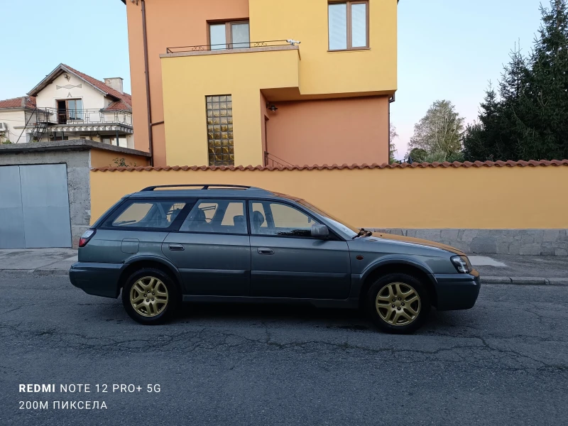 Subaru Outback 2.5i автоматик, снимка 8 - Автомобили и джипове - 47426390