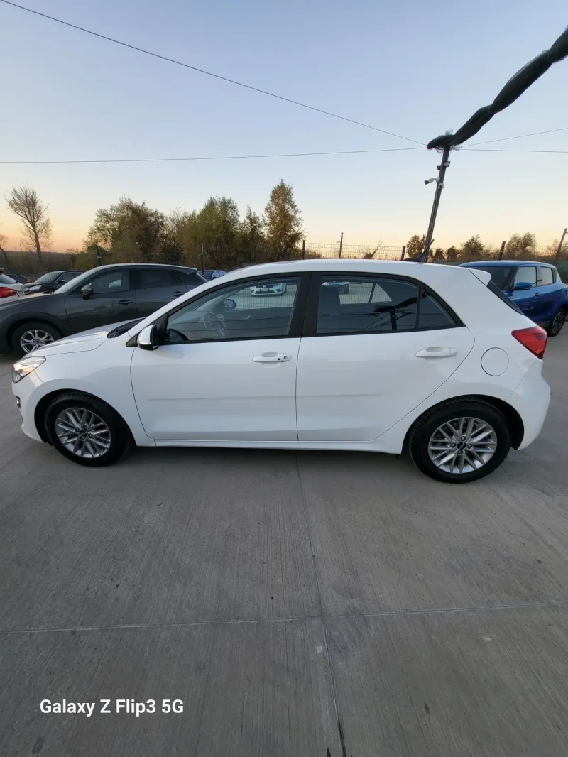 Kia Rio, снимка 2 - Автомобили и джипове - 47895053