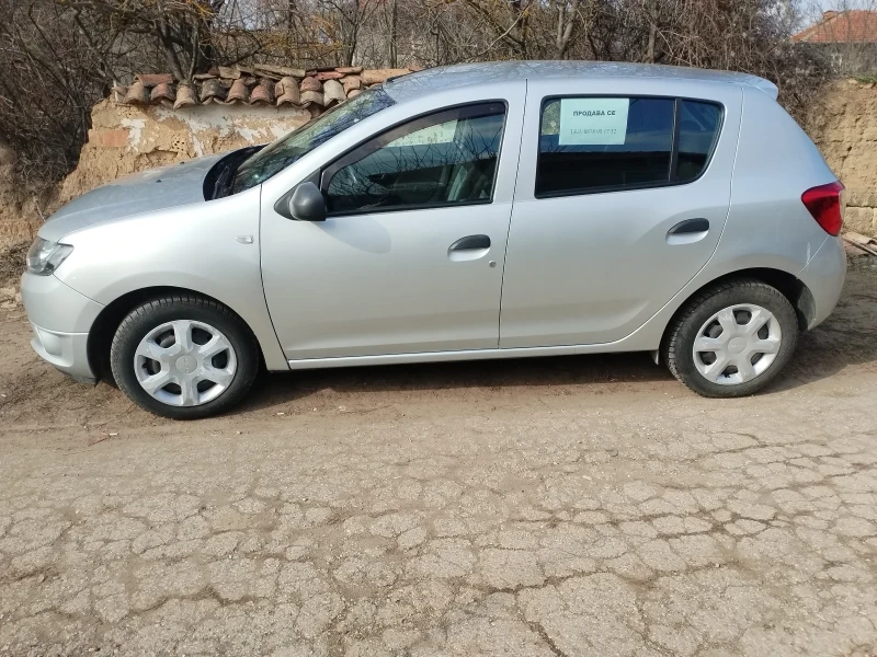 Dacia Sandero, снимка 1 - Автомобили и джипове - 49564277