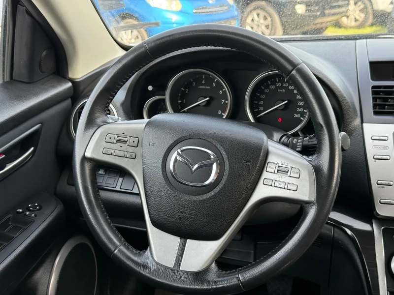 Mazda 6 1.8i 90000KM * * 1-СОБСТВЕНИК ! , снимка 12 - Автомобили и джипове - 49995743