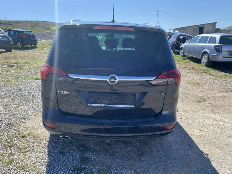 Opel Zafira 2.0d automatic , снимка 14 - Автомобили и джипове - 51532030