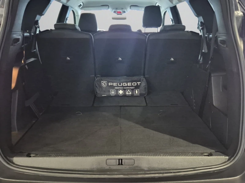 Peugeot 5008  5008 New Line Up ALLURE PACK 1.5 BlueHDi 130 S&S , снимка 17 - Автомобили и джипове - 52379841