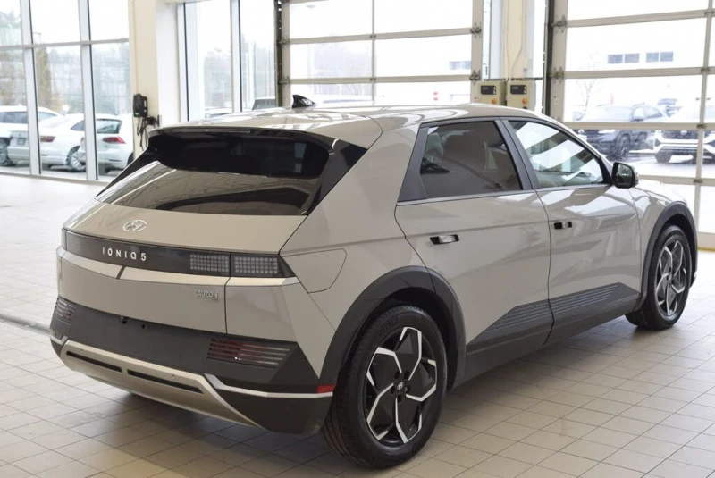 Hyundai Ioniq 5 ДИСТРОНИК* СЛЕДЕНЕ НА ЛЕНТИ* DIGITAL* КАМЕРА* BLIN, снимка 3 - Автомобили и джипове - 52618846