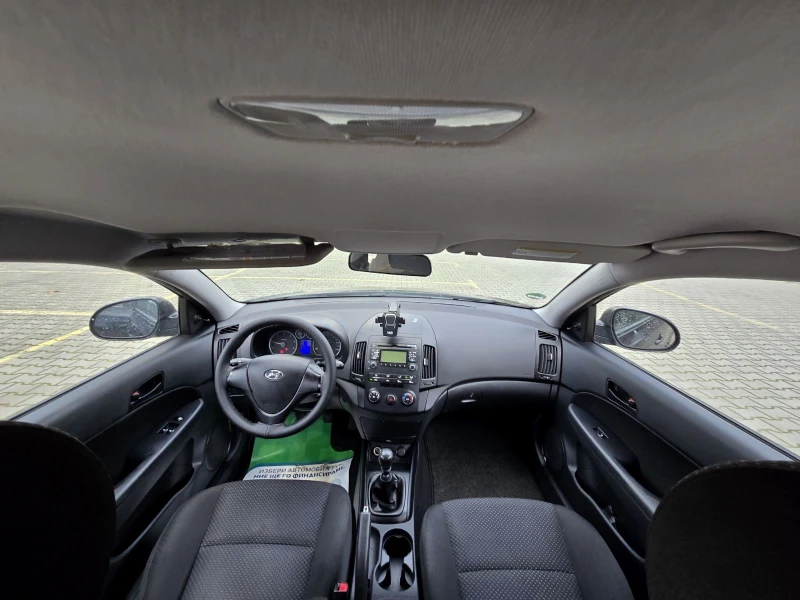 Hyundai I30 КОЛЕДНА ПРОМОЦИЯ/1.6CRDI/ПЕРФЕКТЕН, снимка 15 - Автомобили и джипове - 52692219