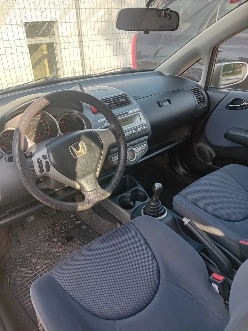 Honda Jazz Хечбек, снимка 4 - Автомобили и джипове - 53339202