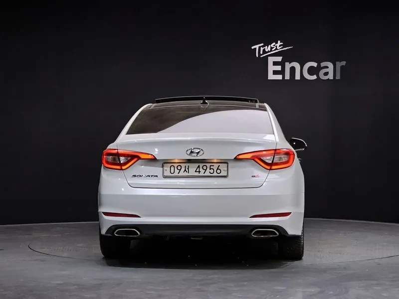 Hyundai Sonata 2.4 Exclusive, снимка 4 - Автомобили и джипове - 55060990