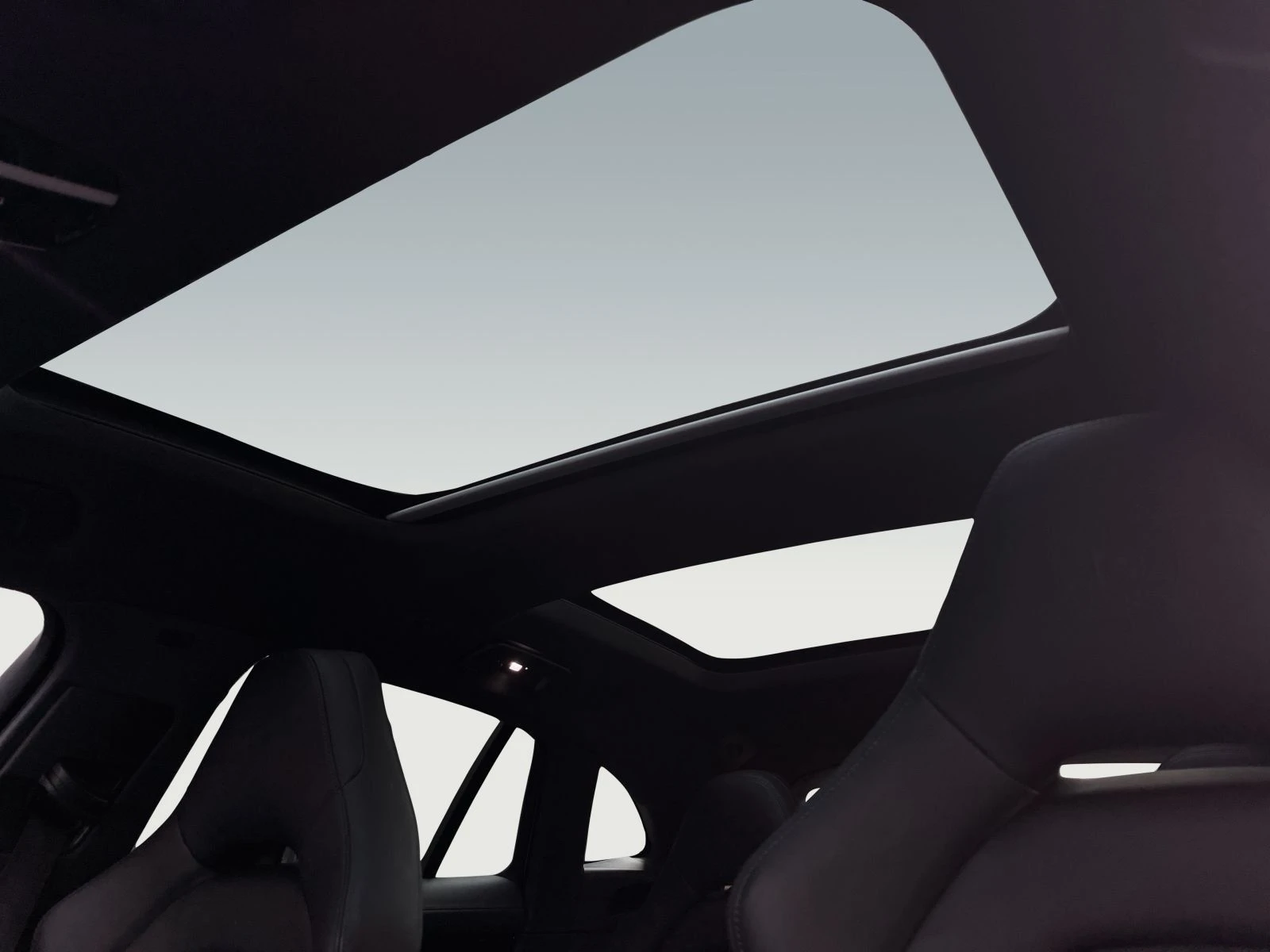 Porsche Panamera 4S E-HYBRID/560HP/SPORT/TURISMO/360/AMBI/260v | Mobile.bg   11