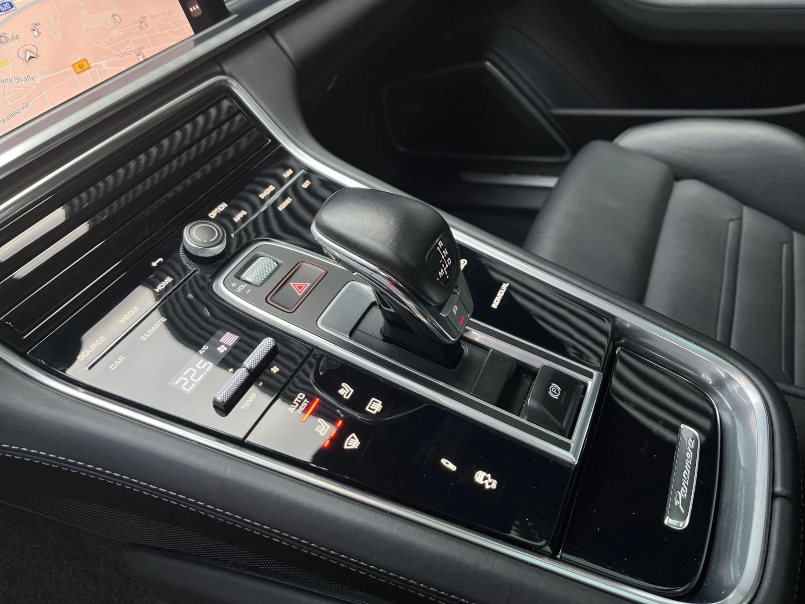 Porsche Panamera 4S E-HYBRID/560HP/SPORT/TURISMO/360/AMBI/260v | Mobile.bg   15