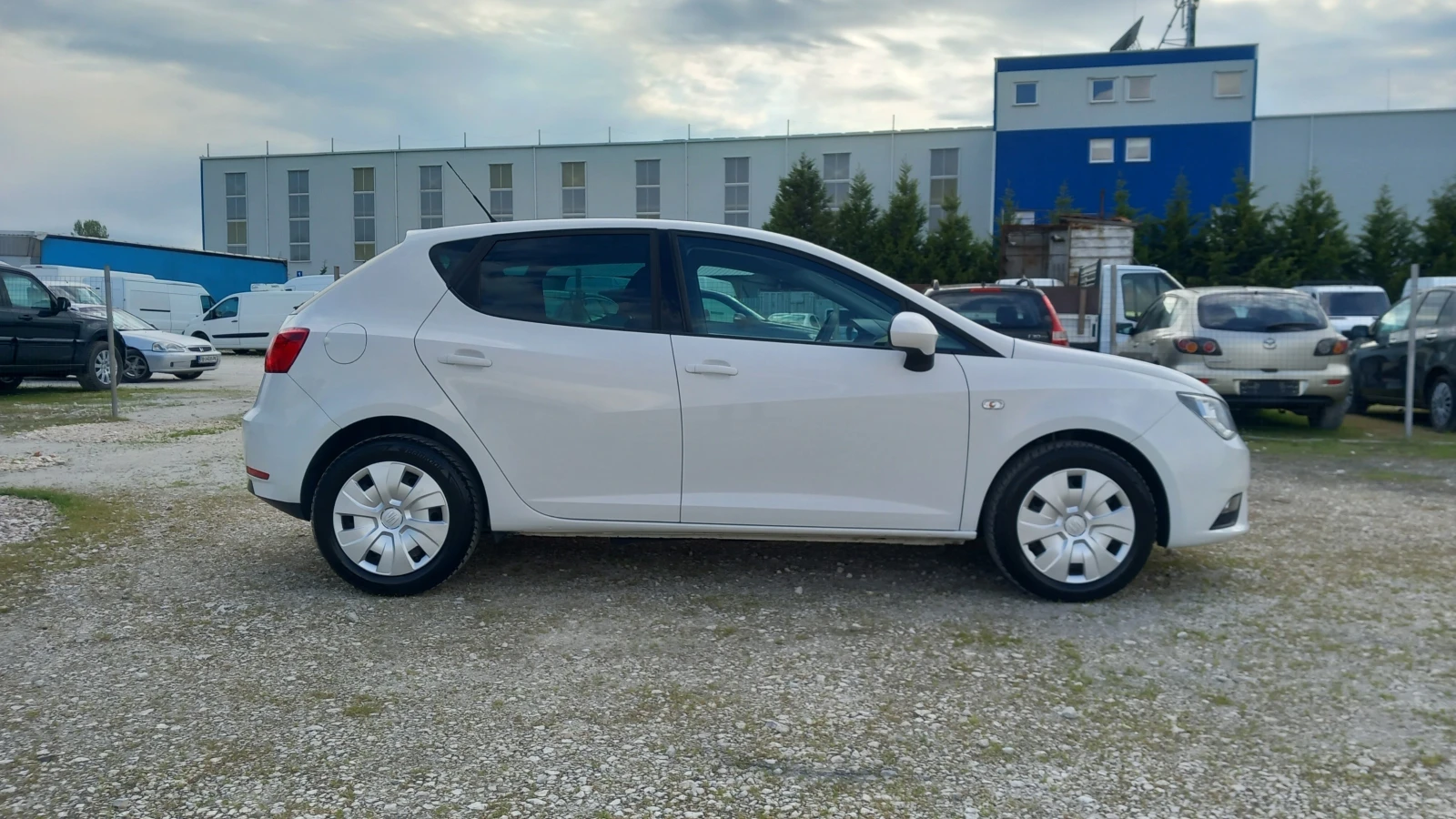 Seat Ibiza 1.2i-КЛИМАТРОНИК - изображение 8