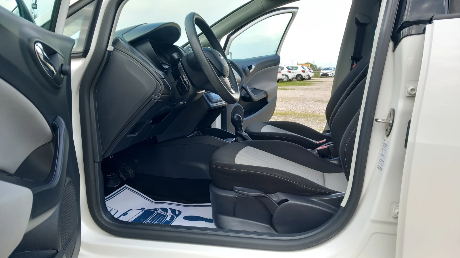 Seat Ibiza 1.2i-КЛИМАТРОНИК - изображение 9