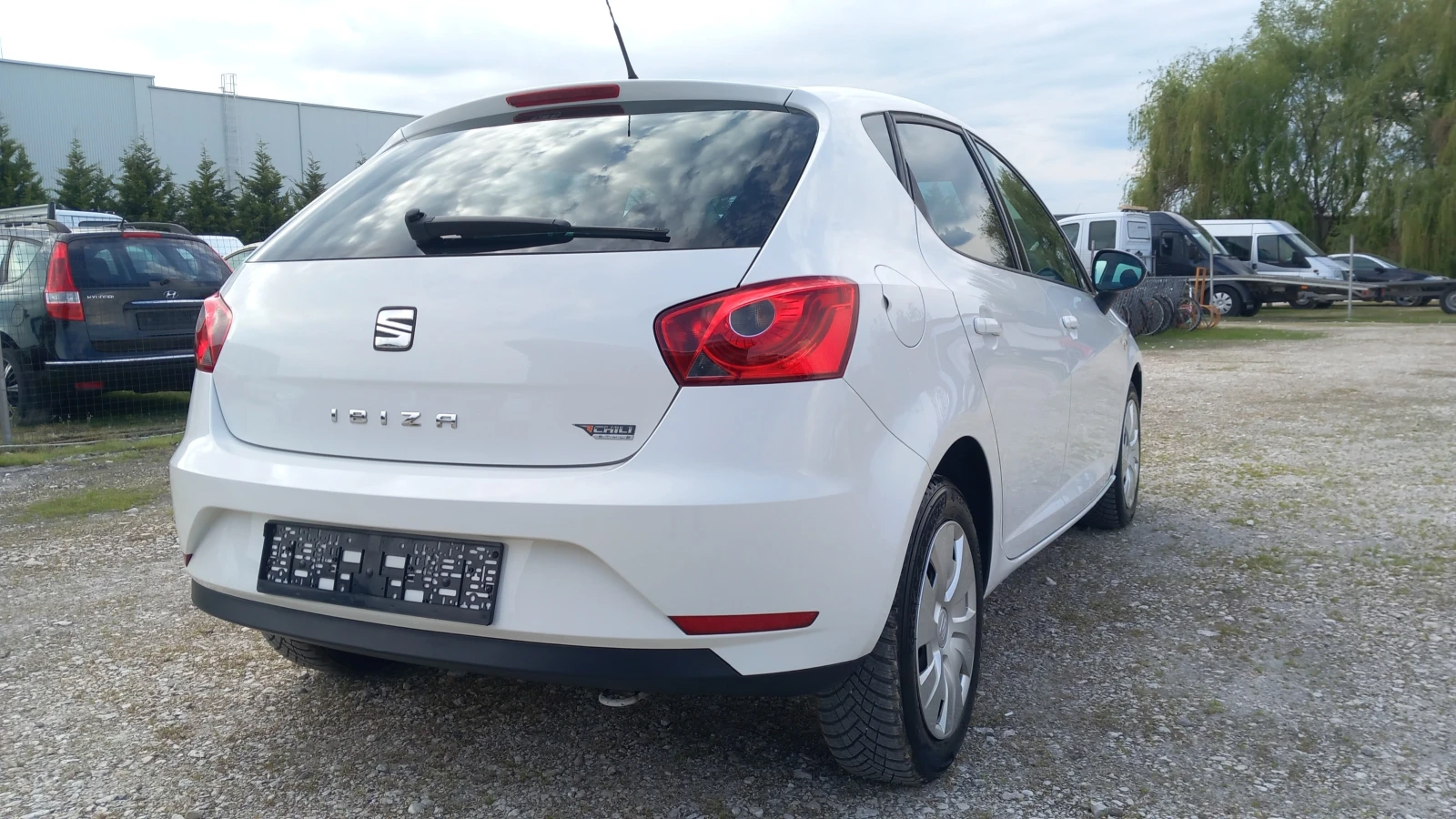 Seat Ibiza 1.2i-КЛИМАТРОНИК - изображение 4