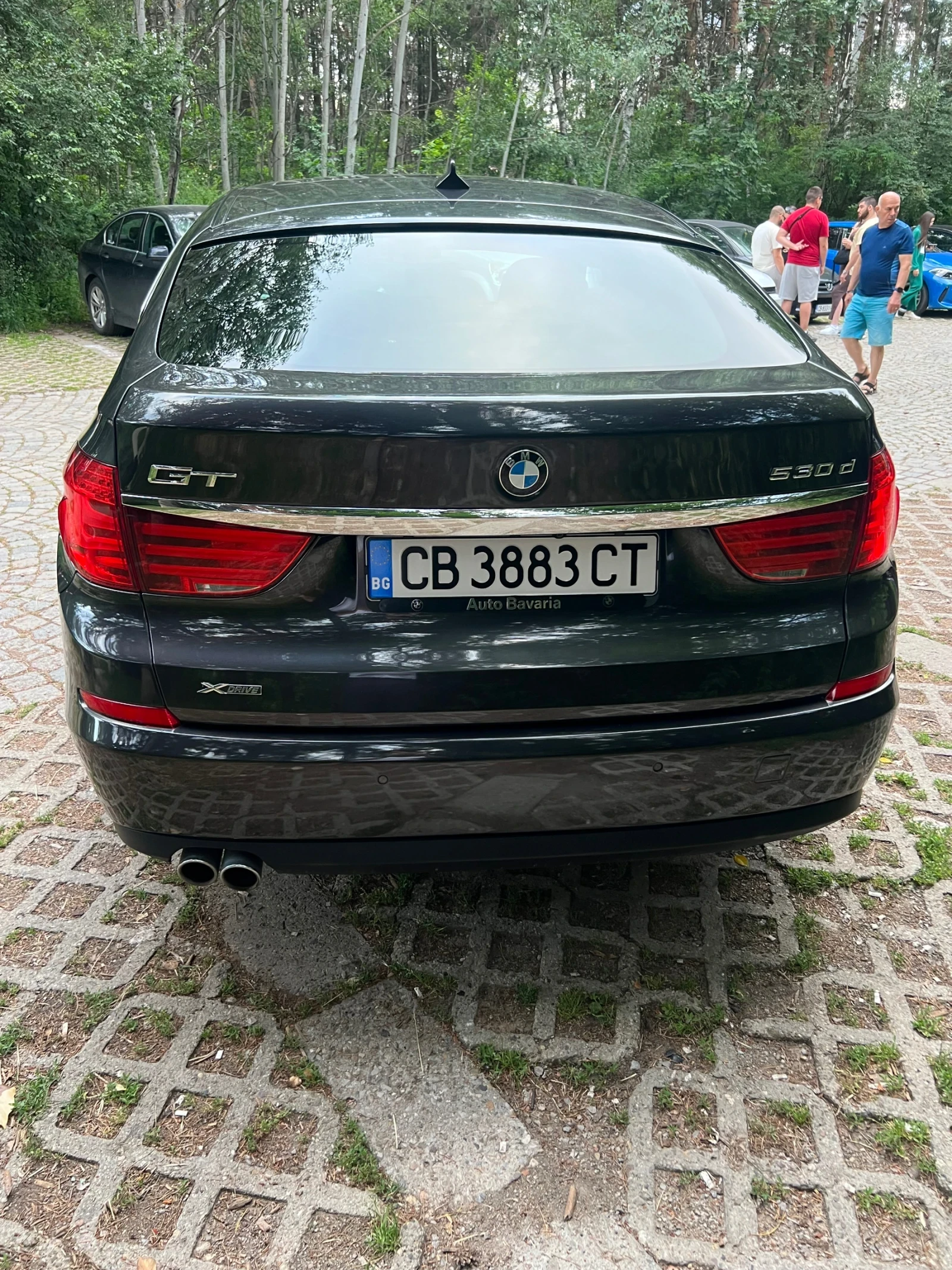 BMW 5 Gran Turismo 530d GT xDrive - изображение 3