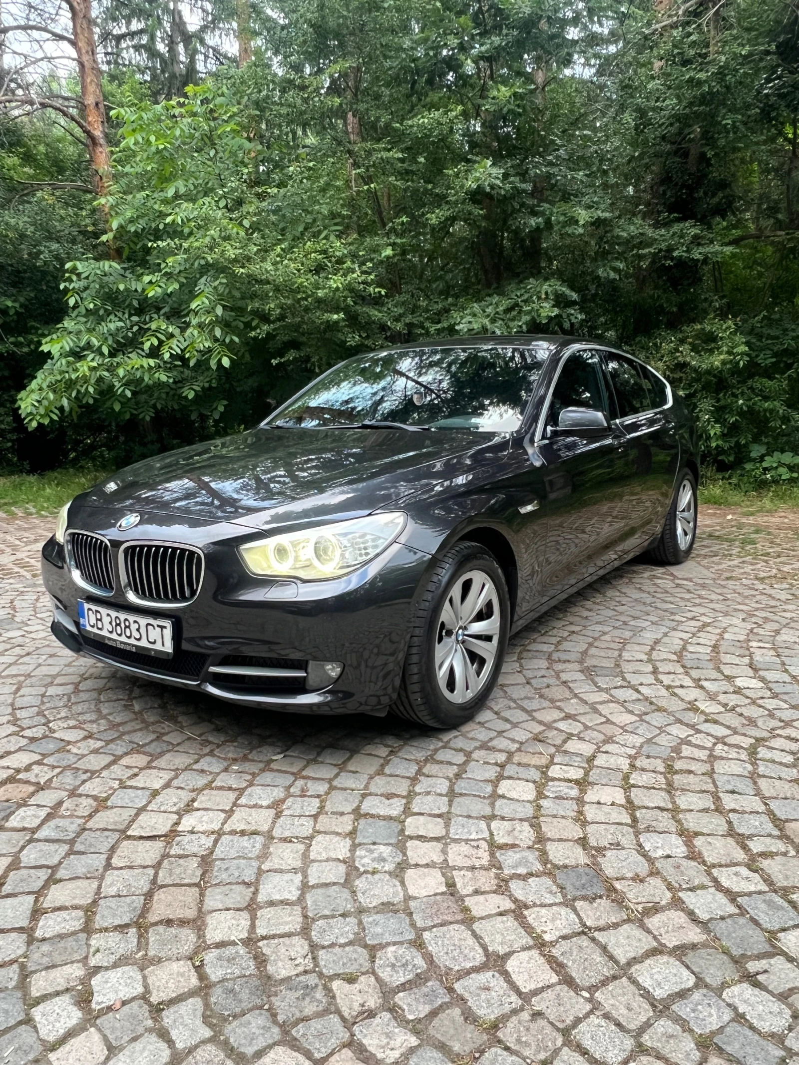 BMW 5 Gran Turismo 530d GT xDrive - изображение 4