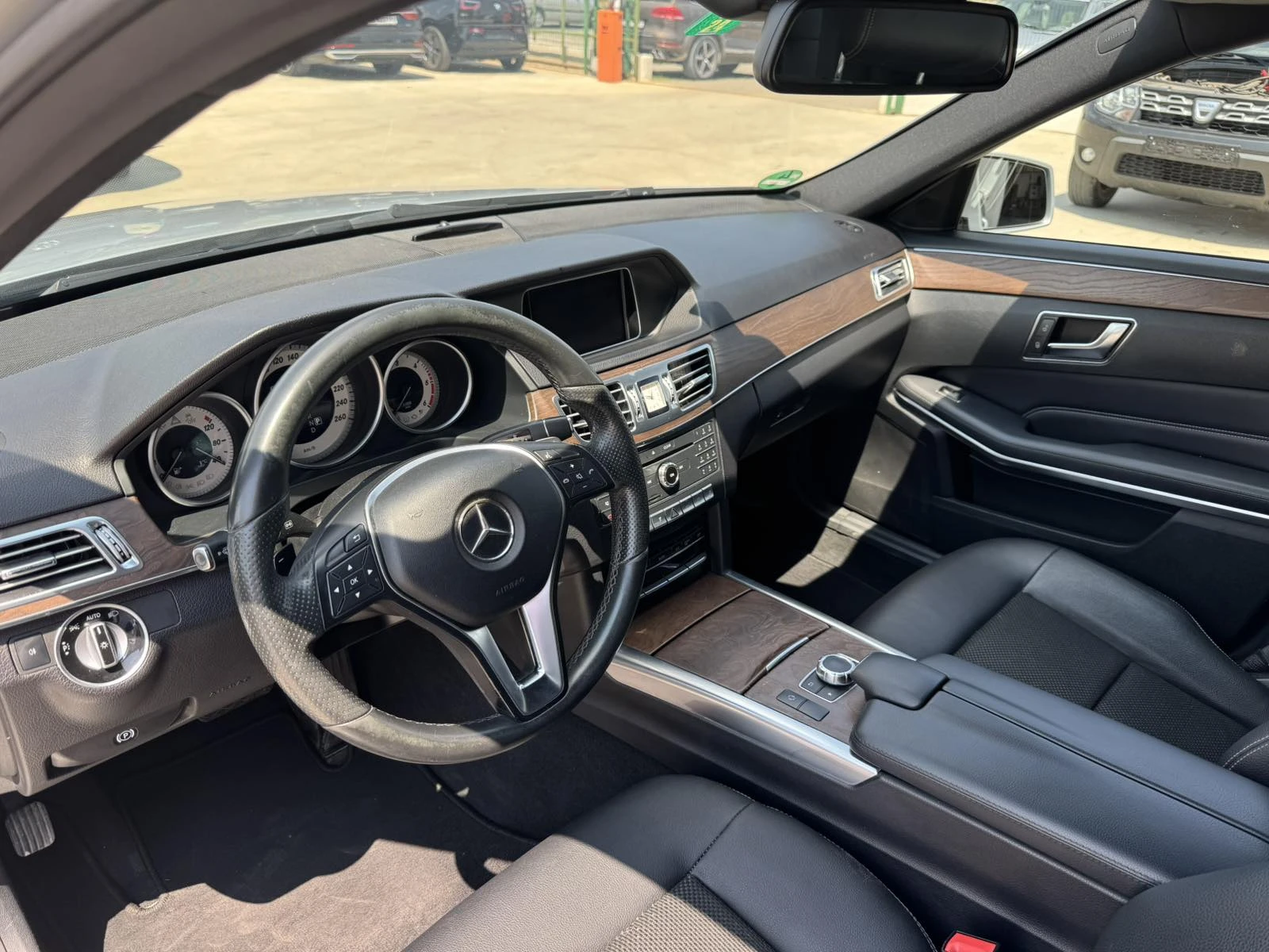 Mercedes-Benz E 220 2.2* 170ps* BLUETEC* LED* НАВИ* КОЖА*  - изображение 9