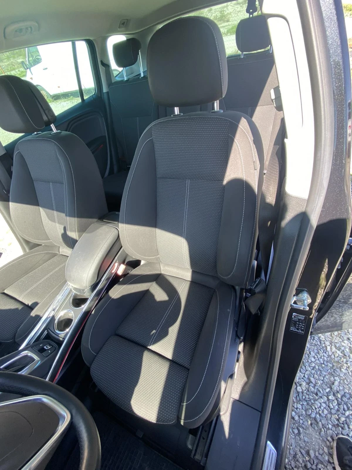 Opel Zafira 2.0d automatic  - изображение 5