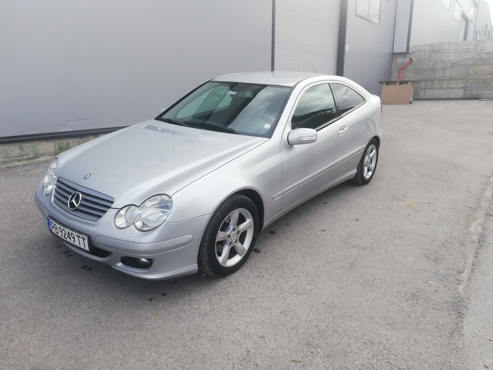 Mercedes-Benz C 180 СпортКупе - изображение 2