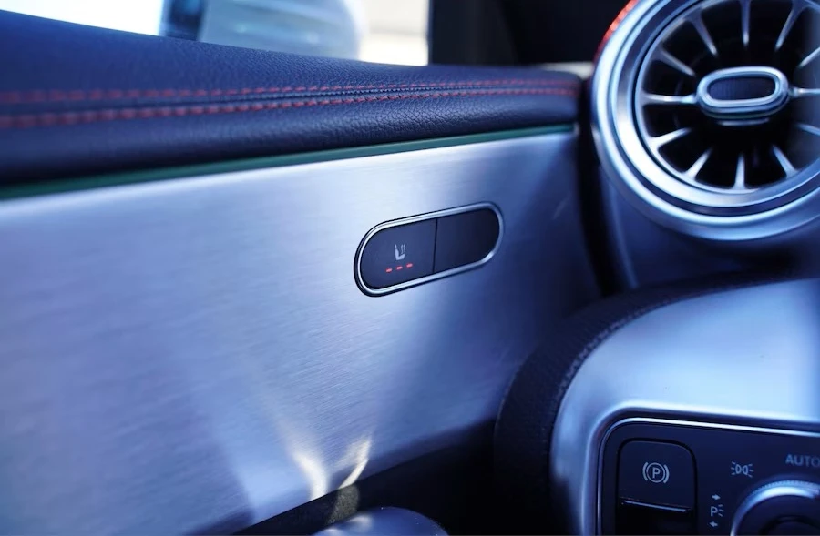 Mercedes-Benz CLA 220 Coupe AMG Line 4Matic - изображение 9