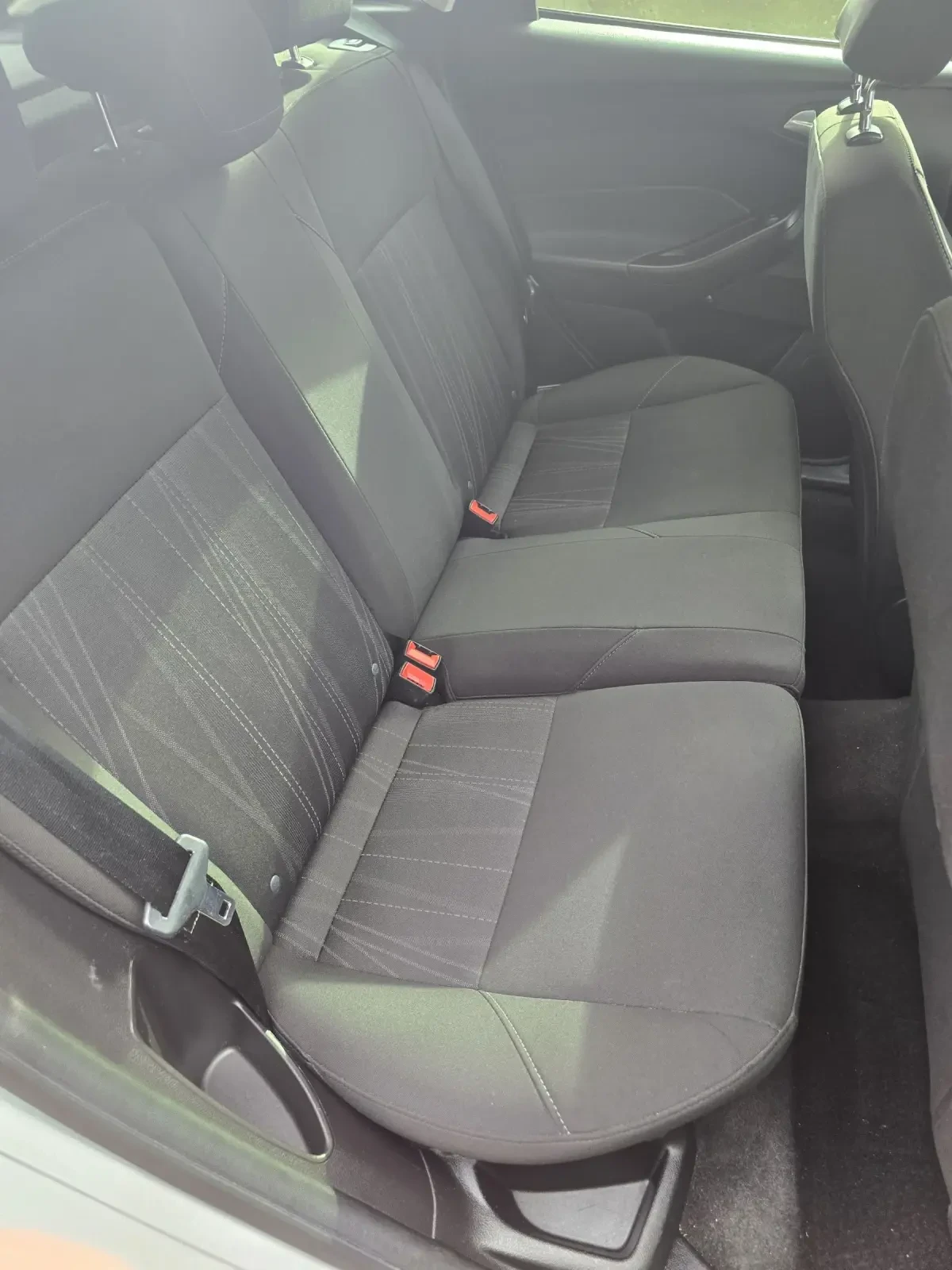 Ford Focus SE - изображение 9