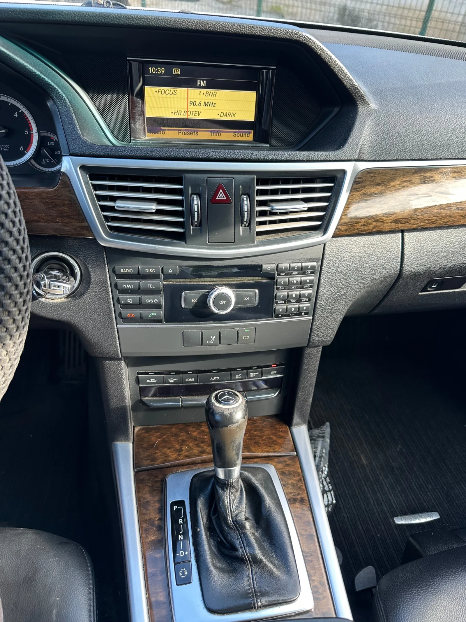 Mercedes-Benz E 200 CDI  | Mobile.bg   10